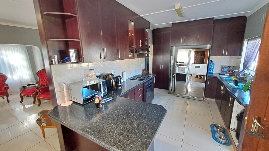 4 Bedroom Property for Sale in Gardeniapark Free State